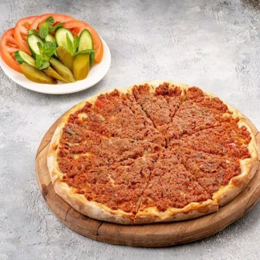 Meat Manakeesh